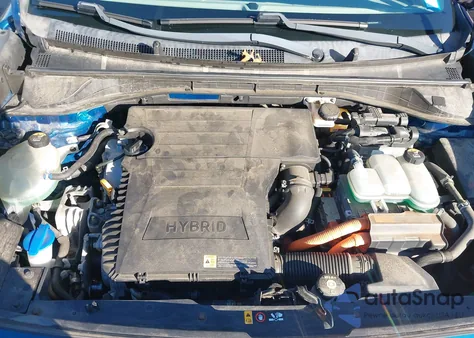 2018 Kia Niro Touring from USA, damaged, VIN KNDCE3LC1J5120643